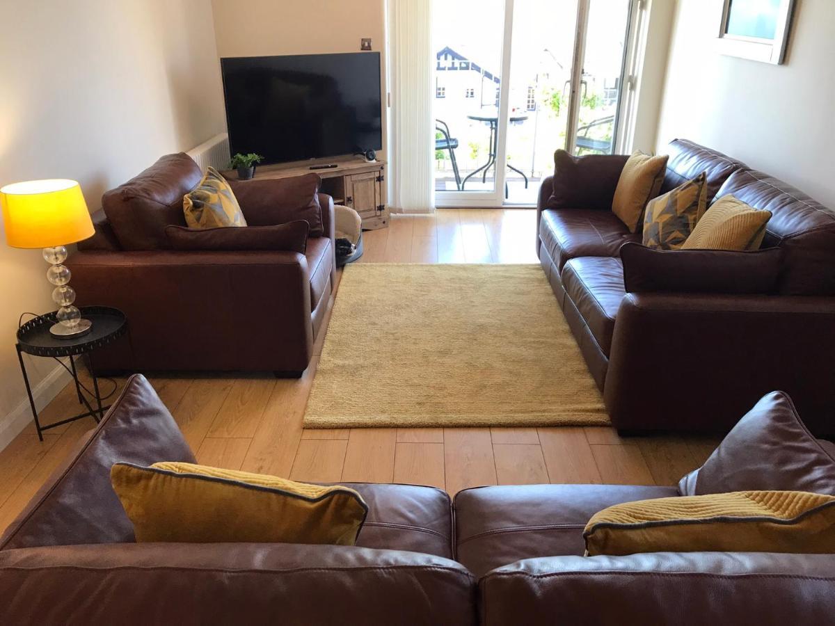 Beautiful 3-Bed Apartment In Gourock Bagian luar foto
