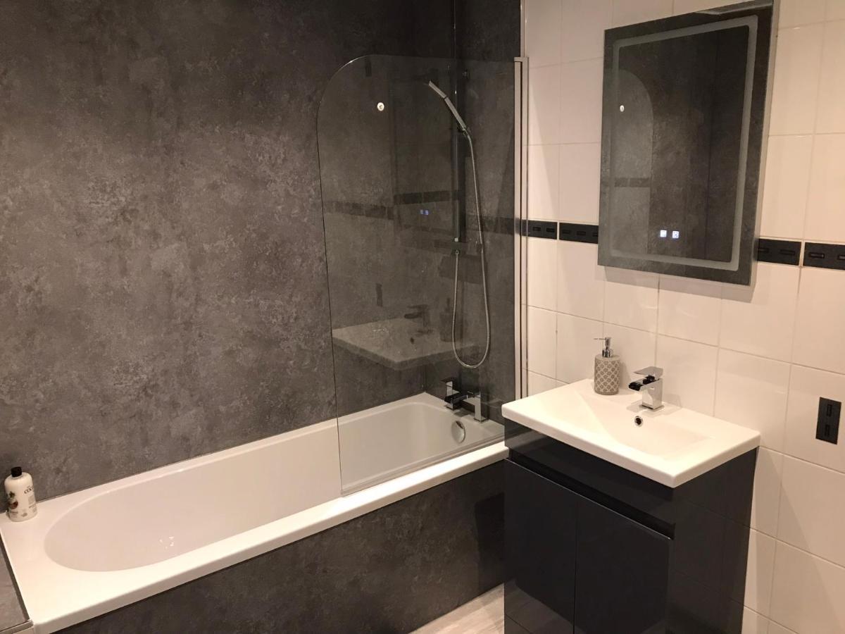 Beautiful 3-Bed Apartment In Gourock Bagian luar foto