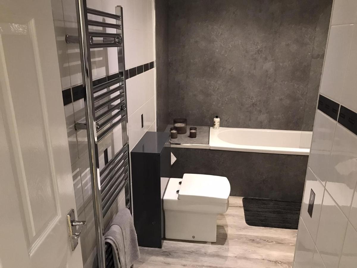 Beautiful 3-Bed Apartment In Gourock Bagian luar foto